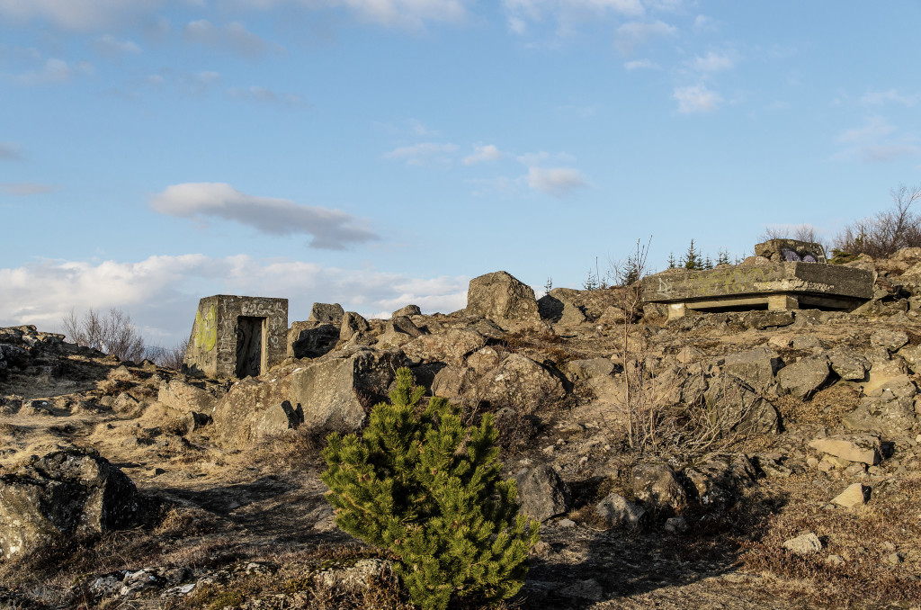 Öskjuhlíð is a hill in the centre of Reykjavík, a true gem and a popular outdoor area. . It rises aboout 61 metres above sea level. During the Second World War the Brittish and the United States Army occupation forces built various shelters, saps and barracks on the hill.